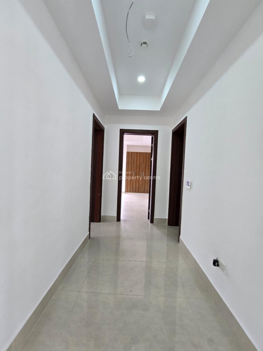 Luxurious 3 Bedroom Apartment with Bq, Elevator, Pool, Lounge, Gym, Lekki Phase 1, Lekki, Lagos, Flat / Apartment for Sale