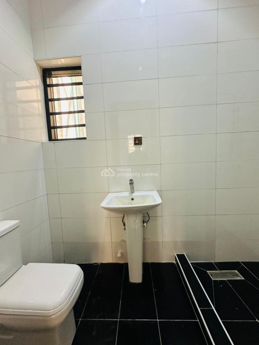 Spaciously 5 Bedroom Detached Duplex with Bq & Swimming Pool, Gbagada, Lagos, Detached Duplex for Sale