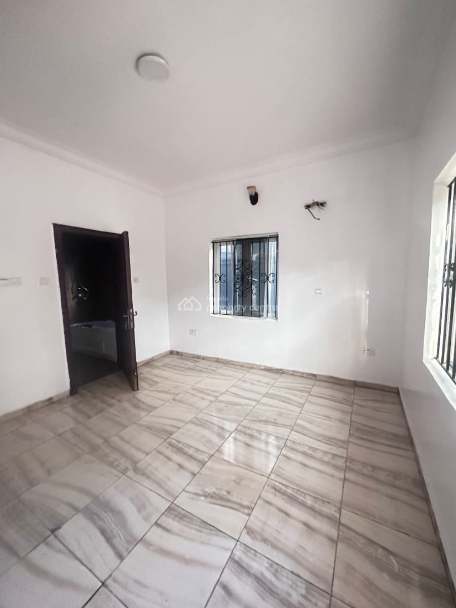 Standard Room and Parlor in a Secured and Serene Estate, Lekki Phase 1, Lekki, Lagos, Flat / Apartment for Rent