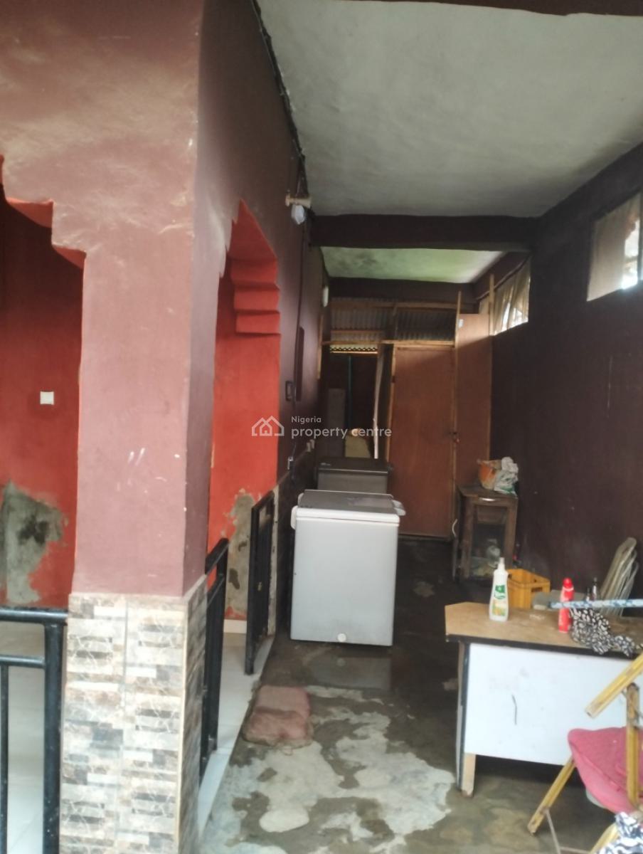7 Rooms Hotel and Bar, Off Orephtal Bus Stop Isheri Lasu Igando Road, Isheri, Lagos, Hotel / Guest House for Rent