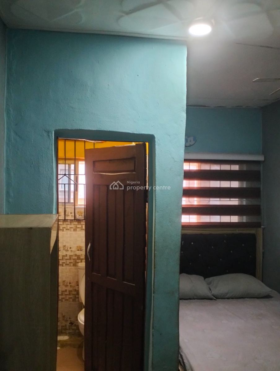 7 Rooms Hotel and Bar, Off Orephtal Bus Stop Isheri Lasu Igando Road, Isheri, Lagos, Hotel / Guest House for Rent
