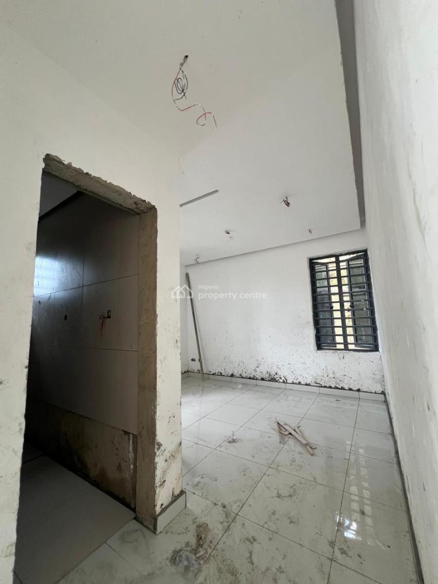 Own a Piece of This Prestigious Estate and Earn Impressive Income, Own a Piece of Prestigious Estate and Earn Impressive Rental Income, Surulere, Lagos, Mini Flat (room and Parlour) for Sale