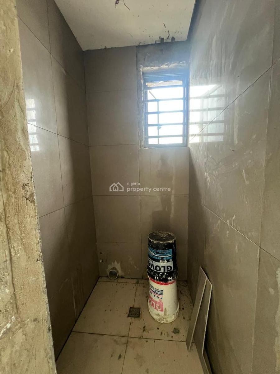 Own a Piece of This Prestigious Estate and Earn Impressive Income, Own a Piece of Prestigious Estate and Earn Impressive Rental Income, Surulere, Lagos, Mini Flat (room and Parlour) for Sale