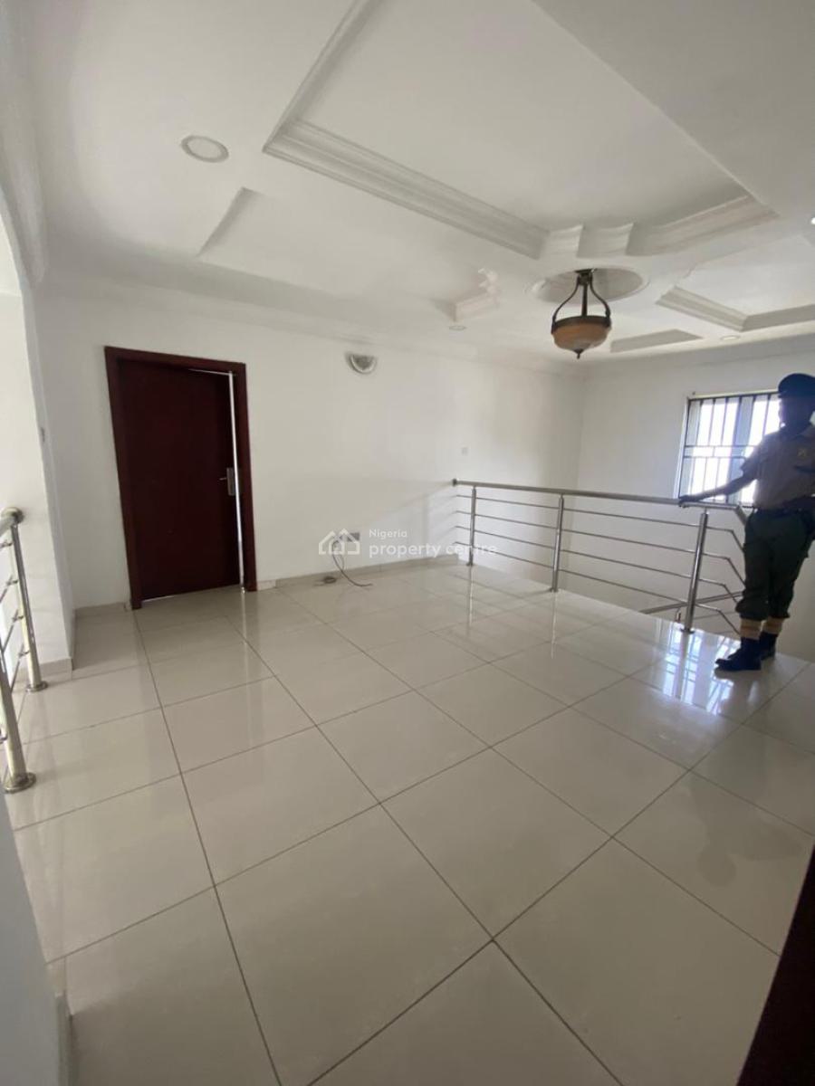 a Four (4) Bedroom Detached Self Compound House, Lekki Phase 1, Lekki, Lagos, Detached Duplex for Rent
