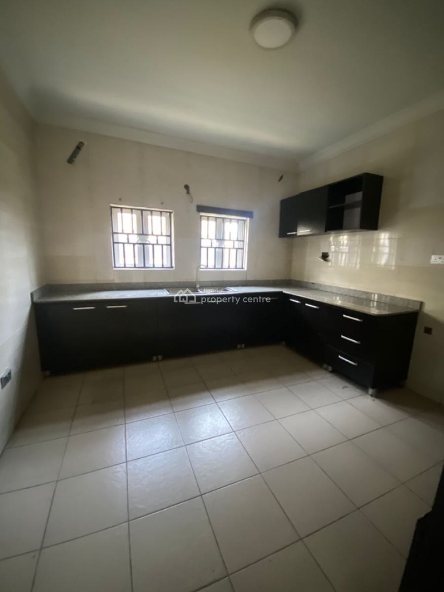 a Four (4) Bedroom Detached Self Compound House, Lekki Phase 1, Lekki, Lagos, Detached Duplex for Rent