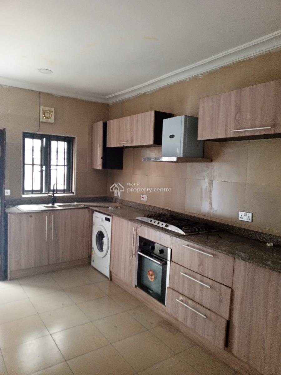 a Fully Serviced & Spacious 4 Bedroom House, Chevron, Lekki, Lagos, Terraced Duplex for Rent