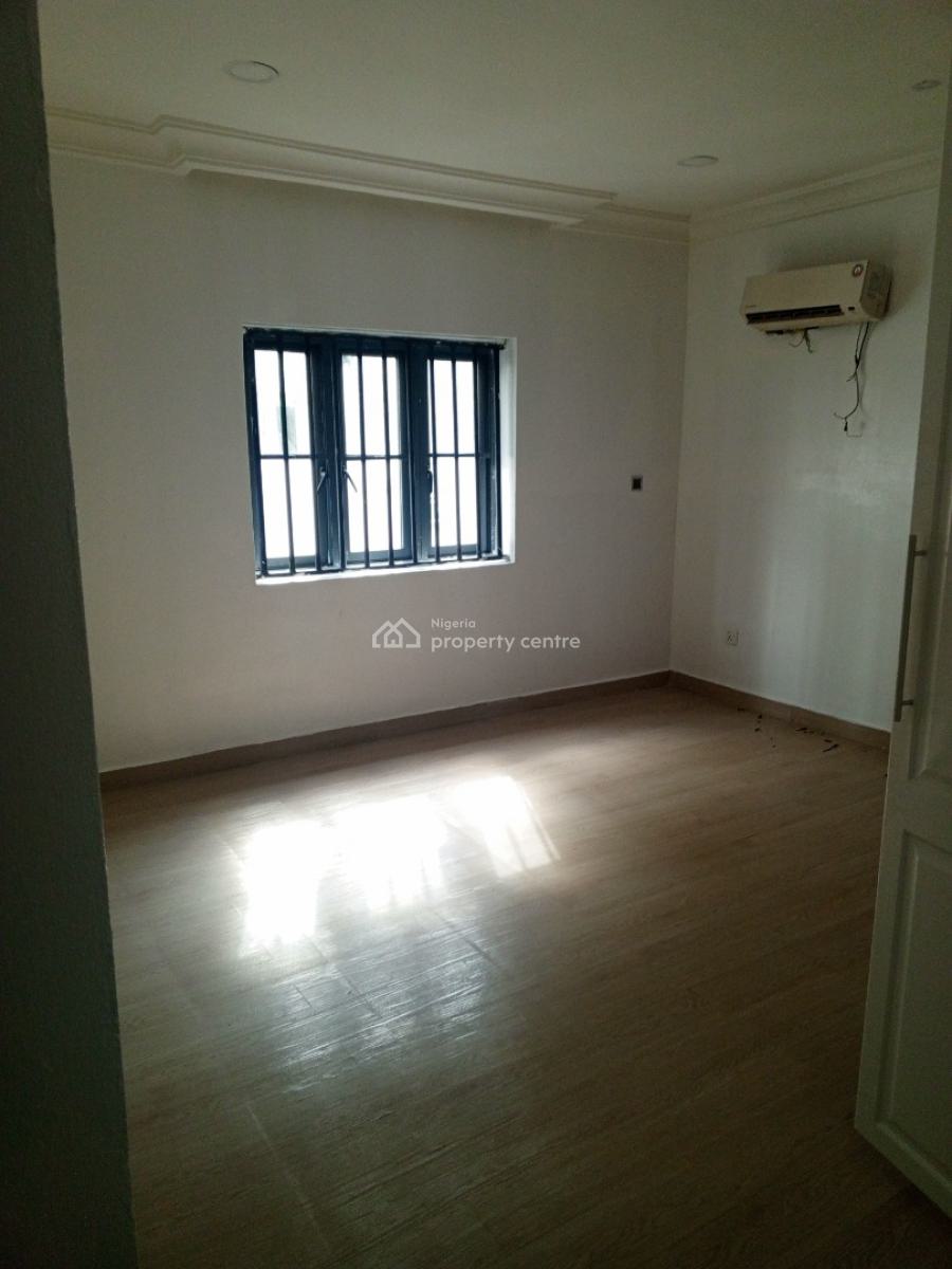 a Fully Serviced & Spacious 4 Bedroom House, Chevron, Lekki, Lagos, Terraced Duplex for Rent