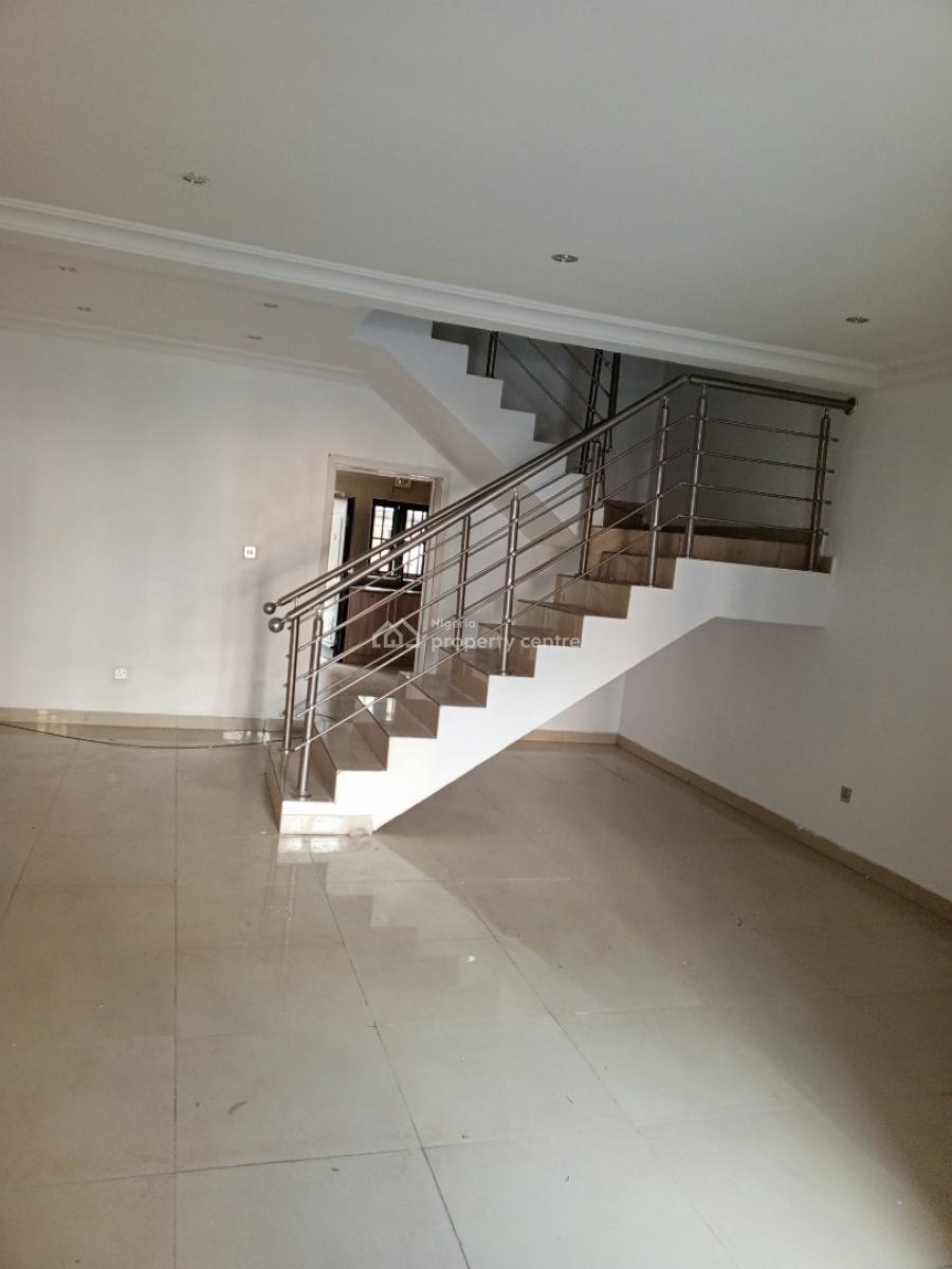 a Fully Serviced & Spacious 4 Bedroom House, Chevron, Lekki, Lagos, Terraced Duplex for Rent