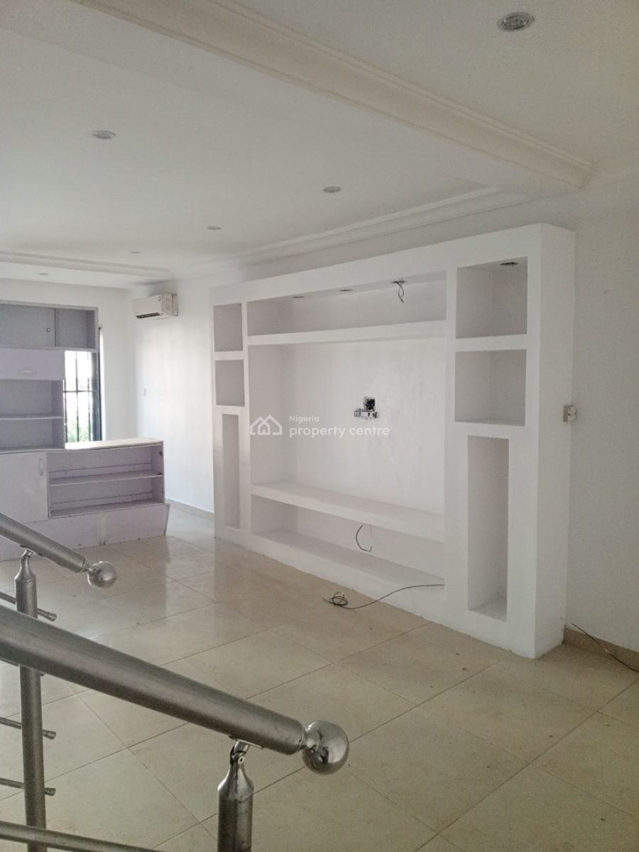 a Fully Serviced & Spacious 4 Bedroom House, Chevron, Lekki, Lagos, Terraced Duplex for Rent