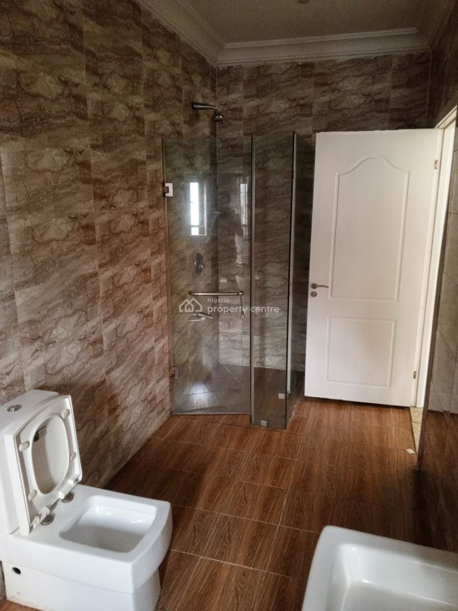 a Fully Serviced & Spacious 4 Bedroom House, Chevron, Lekki, Lagos, Terraced Duplex for Rent