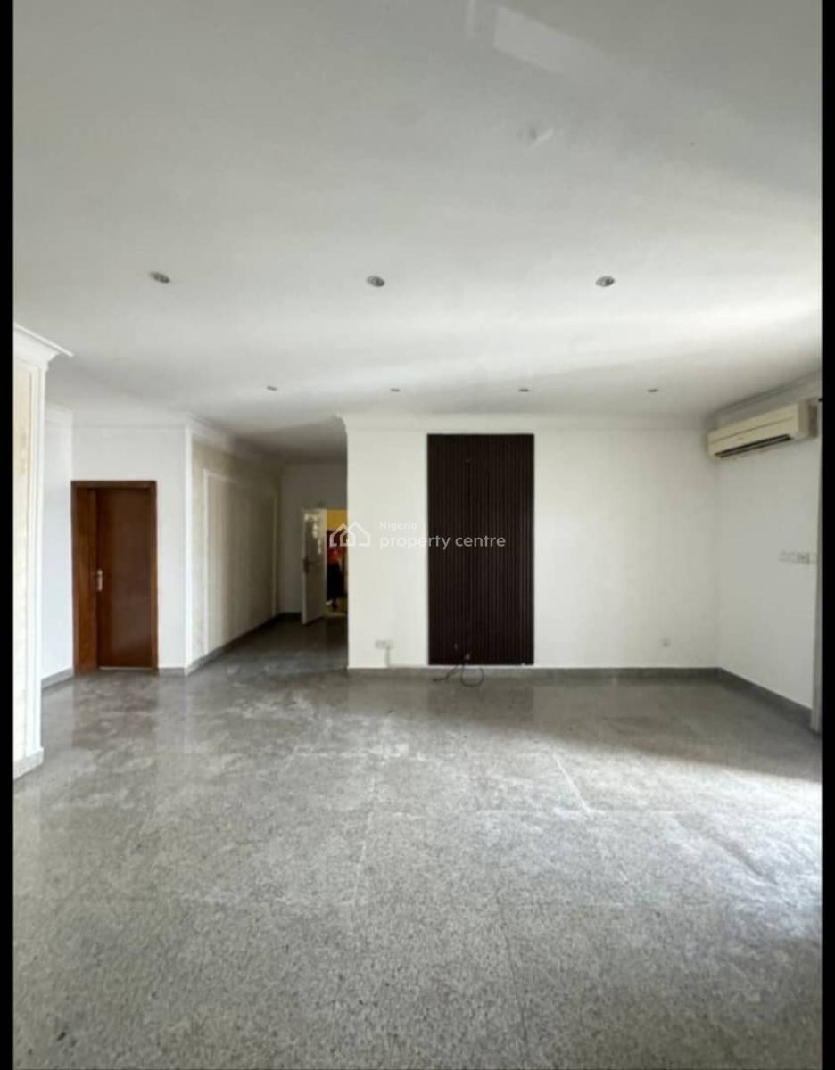 Standard & Spacious 2bedroom Penthouse, Lekki Phase 1, Lekki, Lagos, Flat / Apartment for Rent