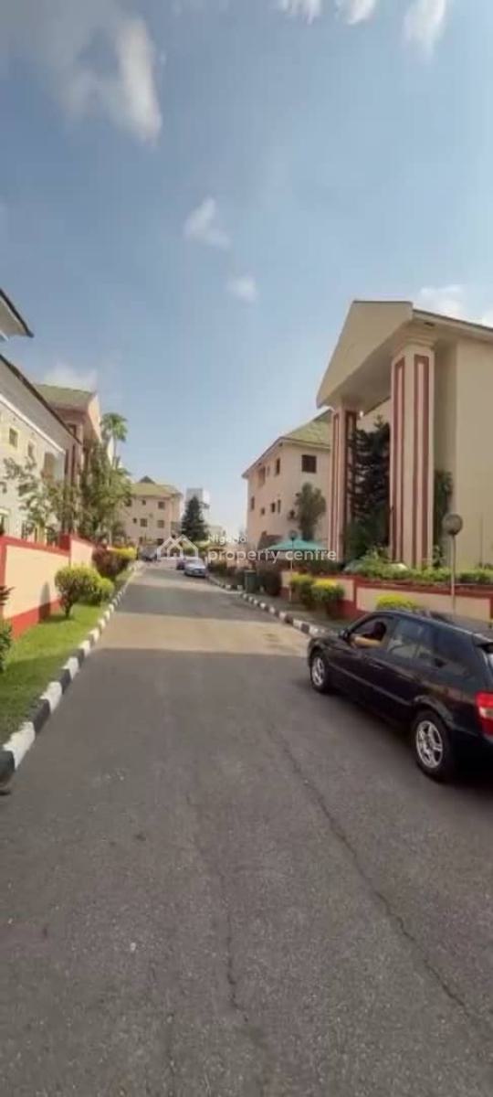 Smart Four Bedrooms Detached Duplex, Maitama District, Abuja, Detached Duplex for Sale