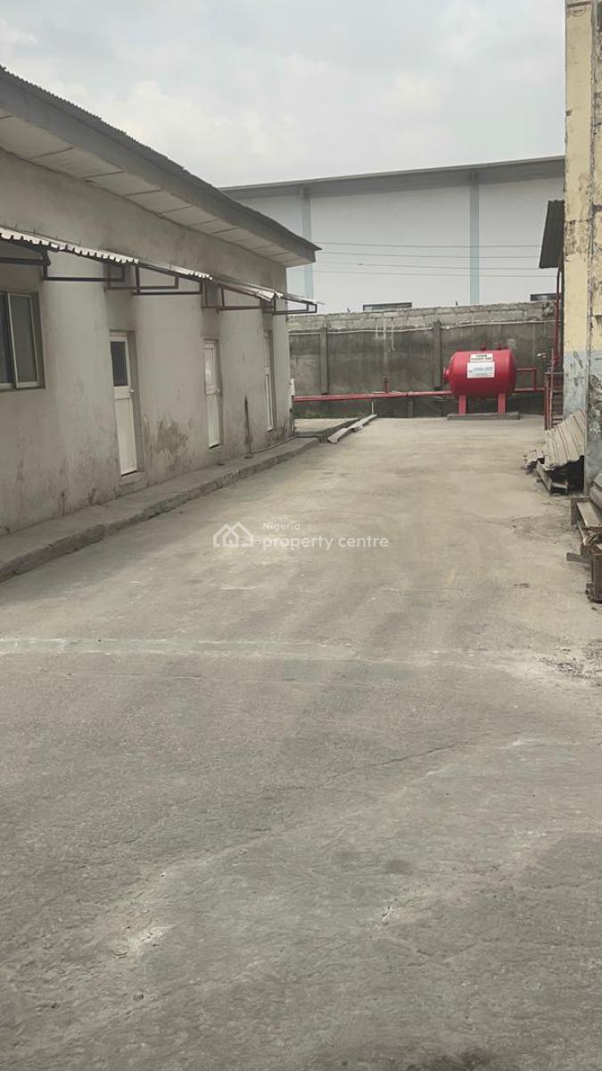 Warehouse, Ilupeju, Lagos, Warehouse for Sale