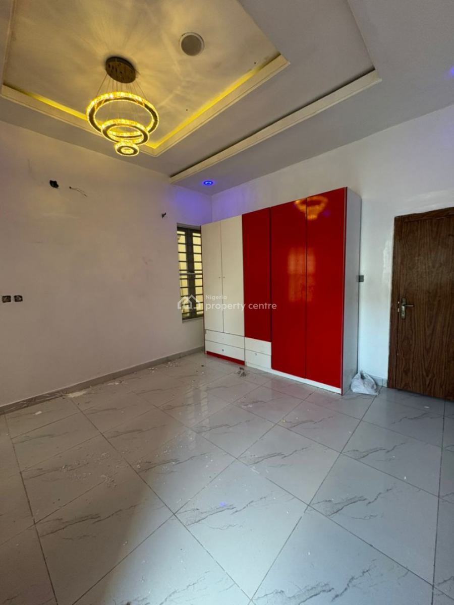 Master Bedroom, Orchid Road, Lekki, Lagos, Flat / Apartment for Rent