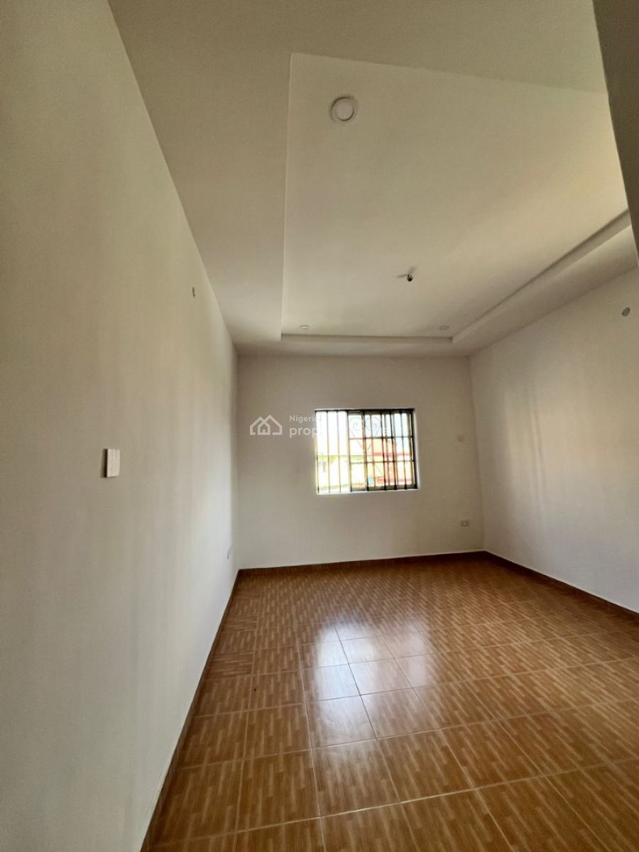 3 Bedroom Apartment, Ilaje, Ajah, Lagos, Flat / Apartment for Sale