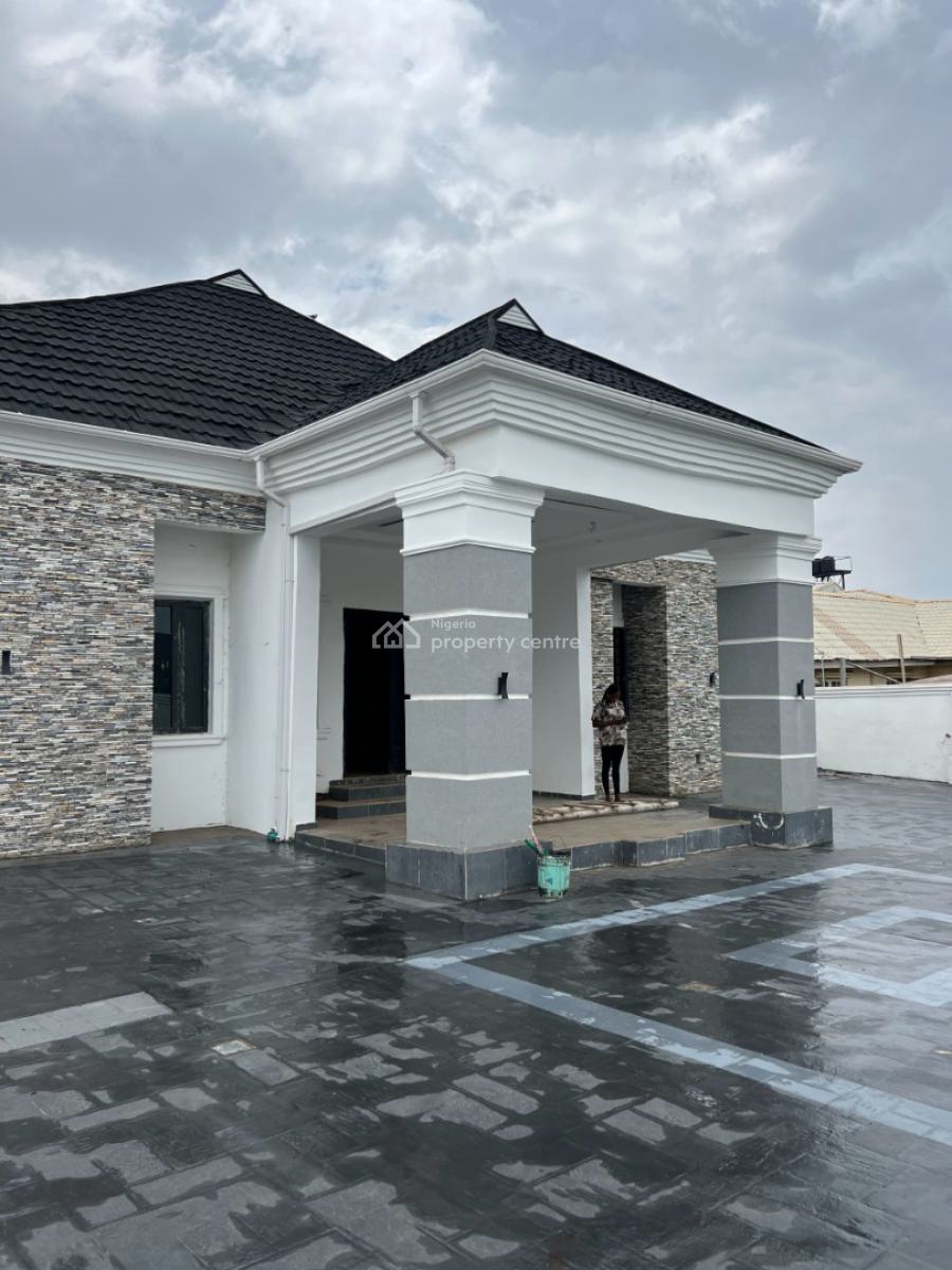 Luxury 5 Bedroom Bungalow, Ayegoro Estate, Akobo, Ibadan, Oyo, Detached Bungalow for Sale