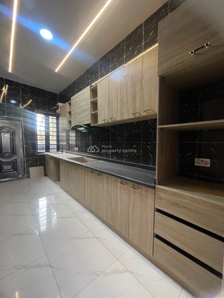 4 Bedrooms Terraced Duplex, Ikota, Lekki, Lagos, Terraced Duplex for Sale