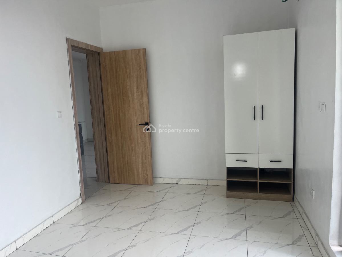 Brand New 2 Bedrooms Apartments with Pool and Gym, Adeyemi Street, Ilasan, Lekki, Lagos, Flat / Apartment for Rent