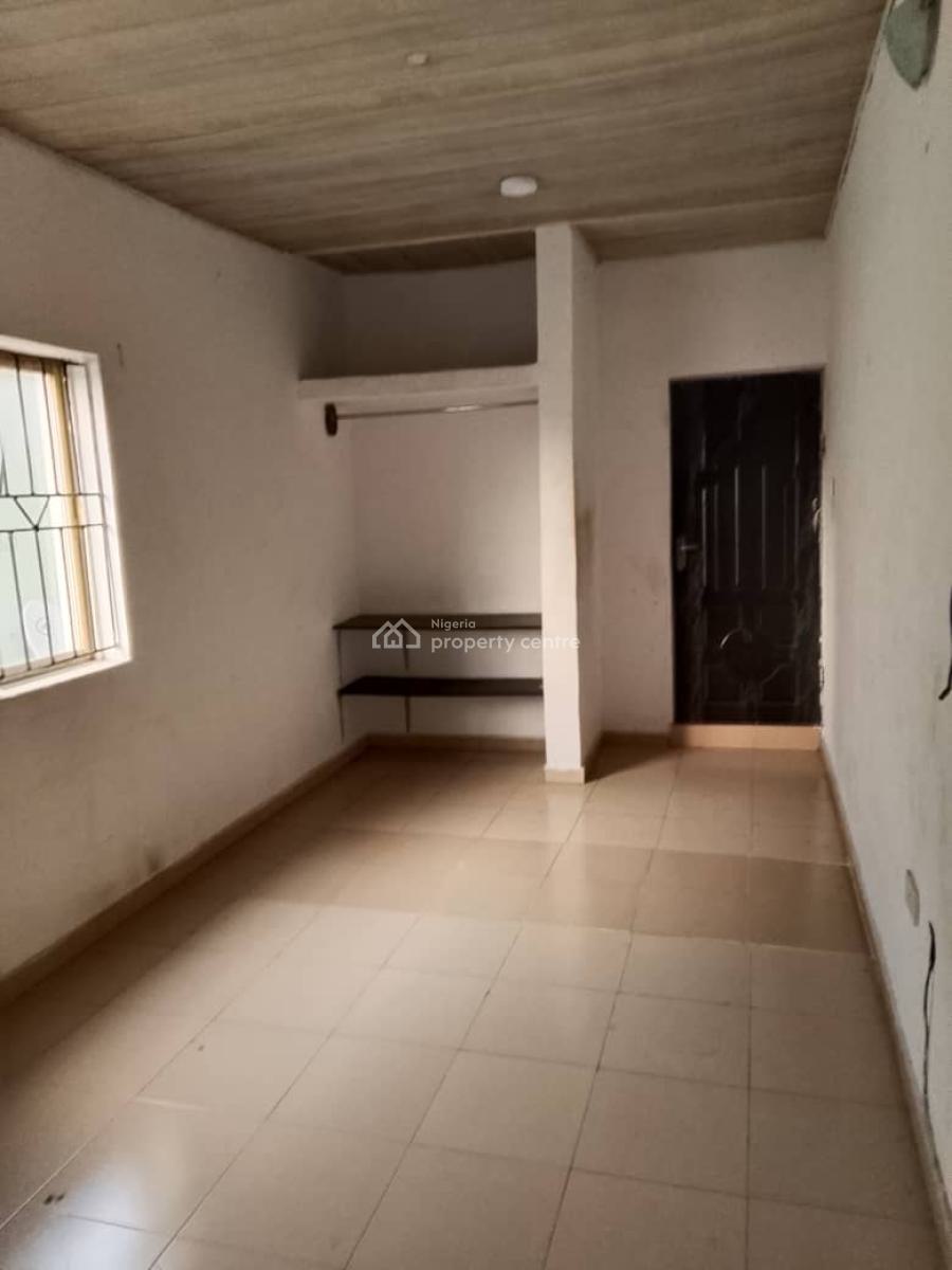 Luxury 2 Bedroom Flat, Gra Phase 1, Magodo, Lagos, Flat / Apartment for Rent
