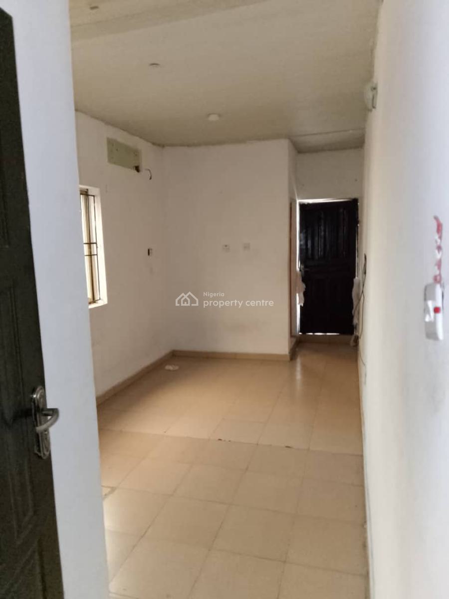 Luxury 2 Bedroom Flat, Gra Phase 1, Magodo, Lagos, Flat / Apartment for Rent