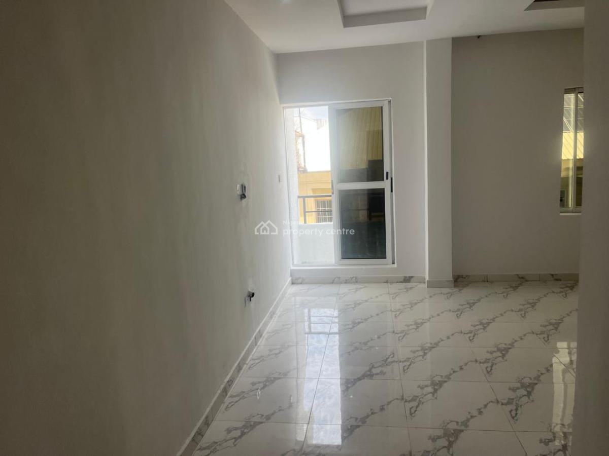 Luxury 2 Bedrooms Apartment, 34 Off Adeyemi Street, Ilasan, Lekki, Lagos, Flat / Apartment for Rent