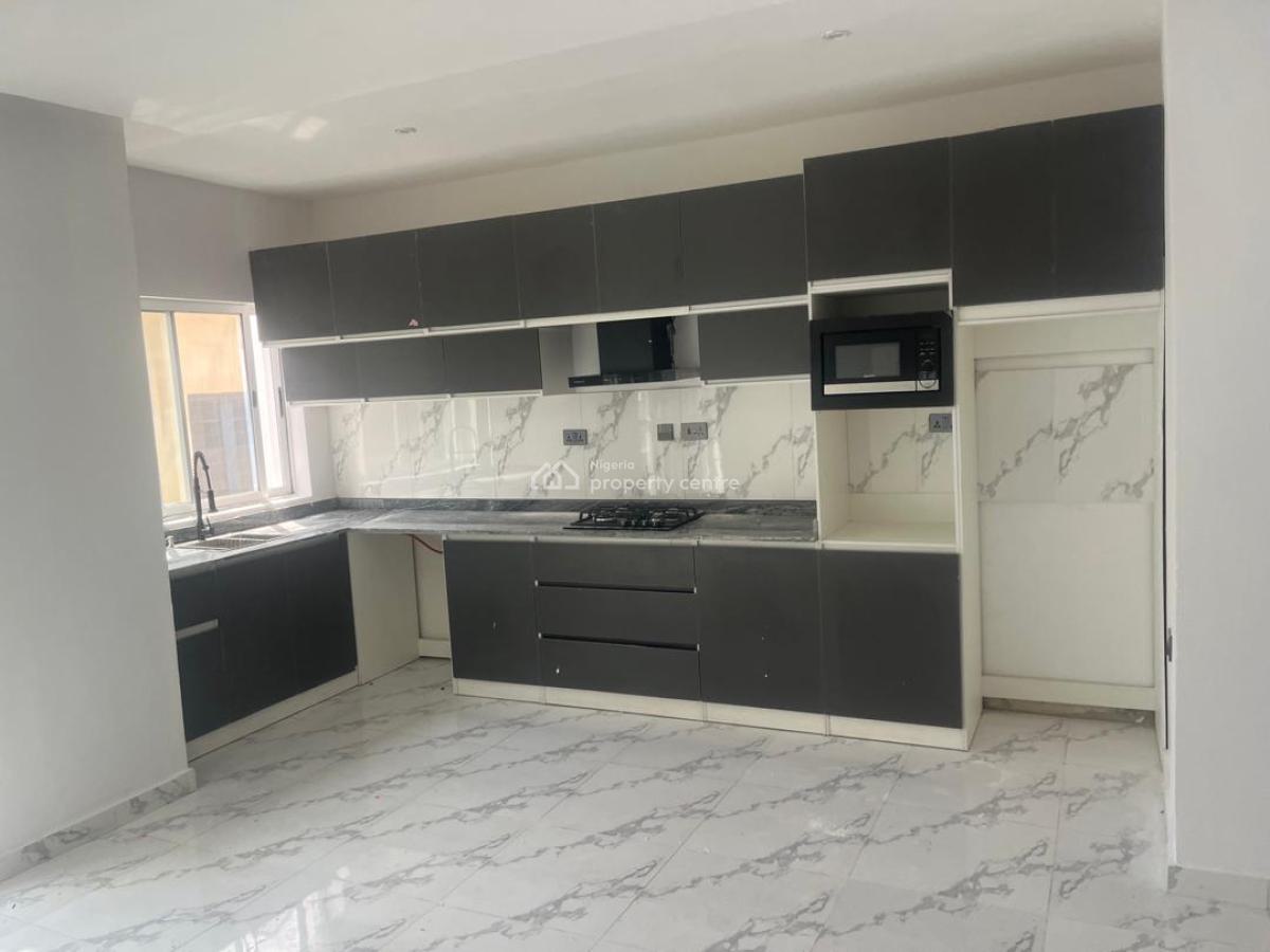 Luxury 2 Bedrooms Apartment, 34 Off Adeyemi Street, Ilasan, Lekki, Lagos, Flat / Apartment for Rent