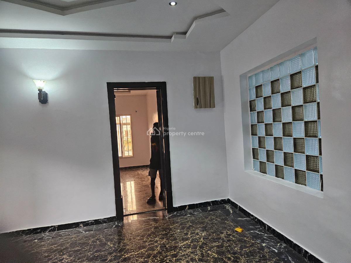 Well Maintained 3 Bedrooms Townhouse, Lekki, Lagos, House for Rent