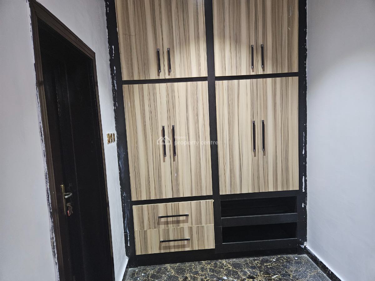 Well Maintained 3 Bedrooms Townhouse, Lekki, Lagos, House for Rent