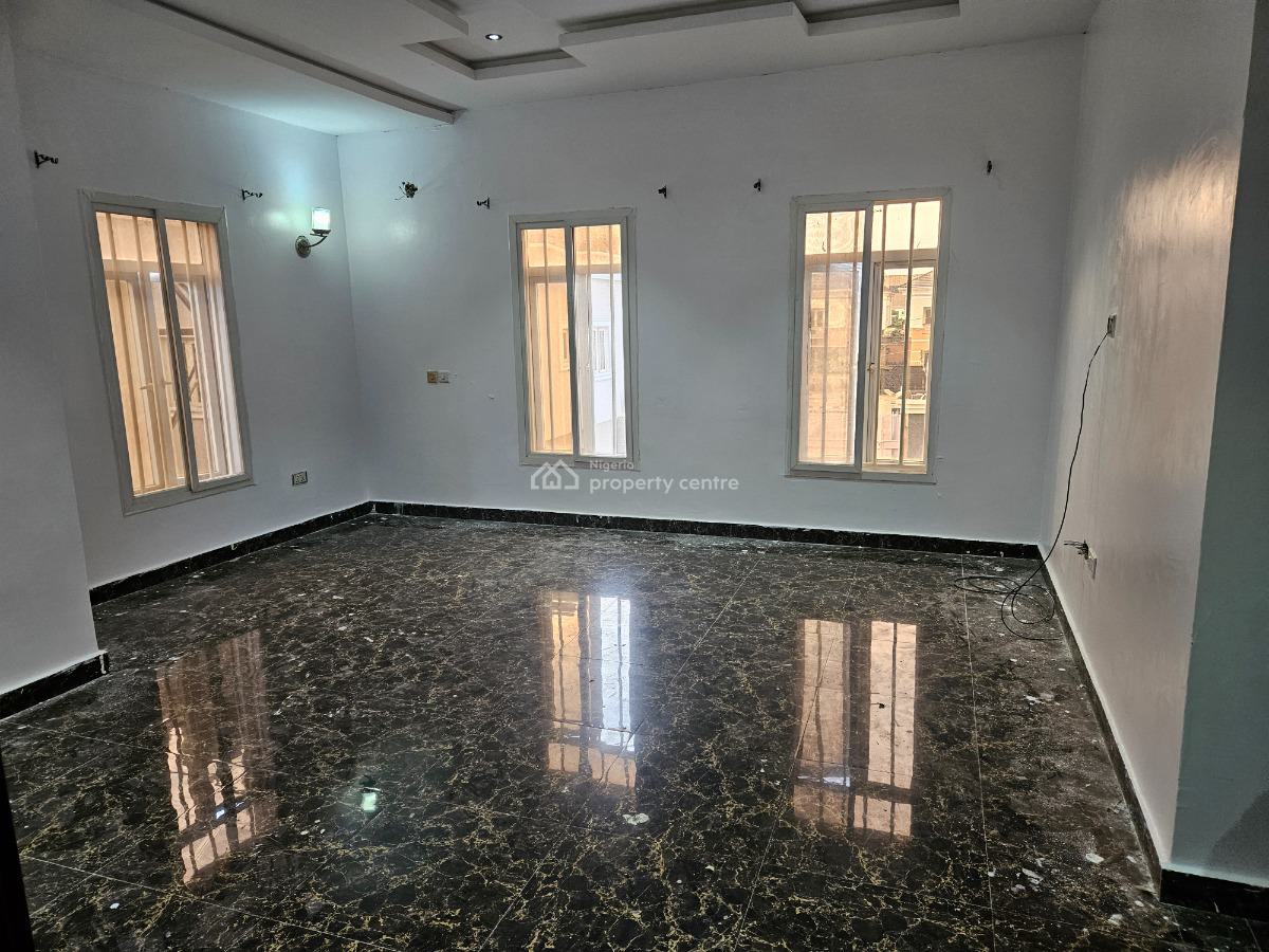 Well Maintained 3 Bedrooms Townhouse, Lekki, Lagos, House for Rent
