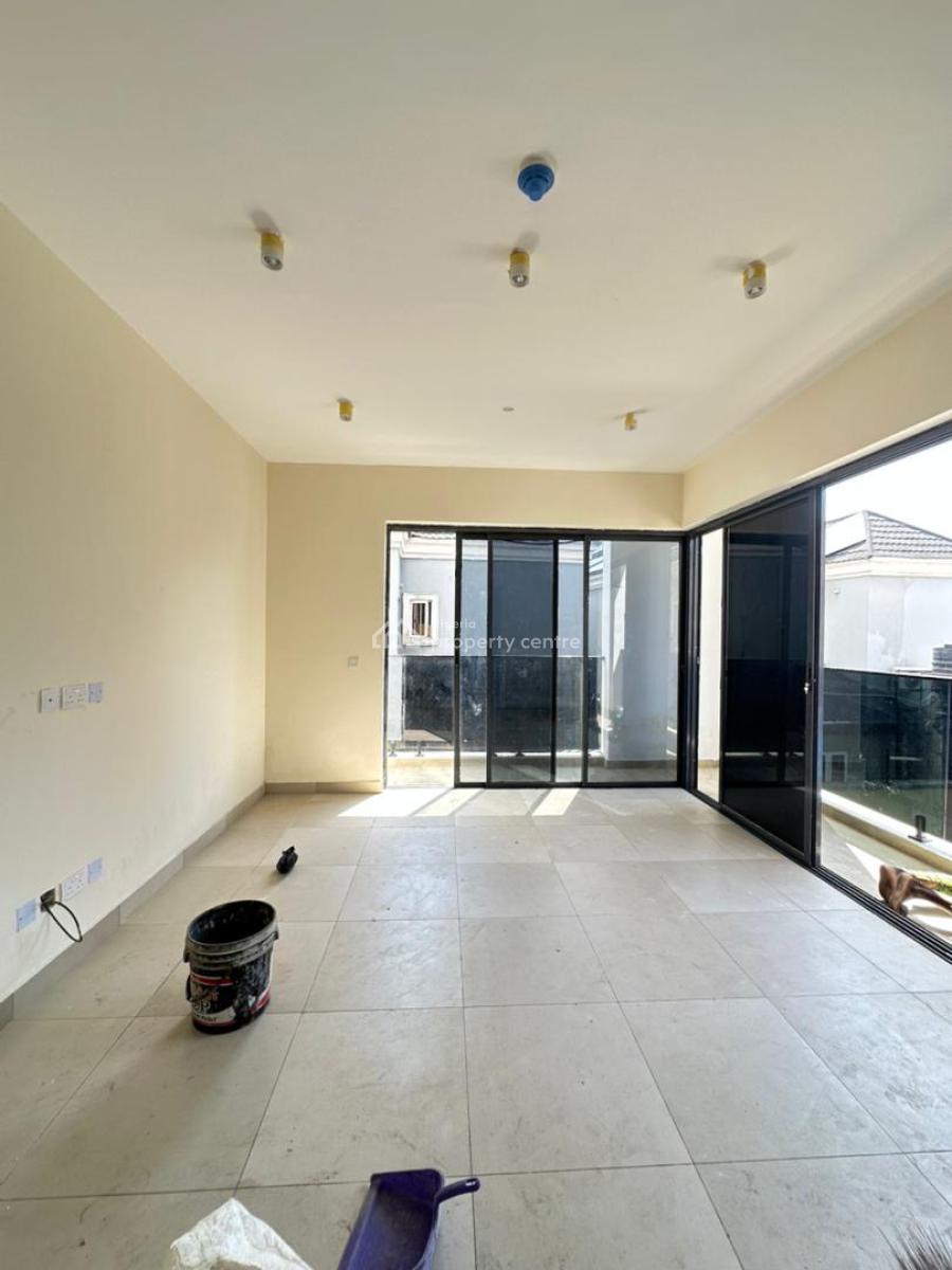 Exquisite 2 Bedroom Apartment, Lekki Phase 1, Lekki Phase 1, Lekki, Lagos, Flat / Apartment for Sale