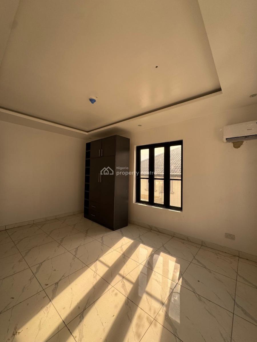 Perfect Investment Worthy 2 Bedroom Apartment in an Estate, All Rooms Come En-suite with Swimming Pool, Elevator, Acs, Lekki Phase 1, Lekki, Lagos, Flat / Apartment for Sale