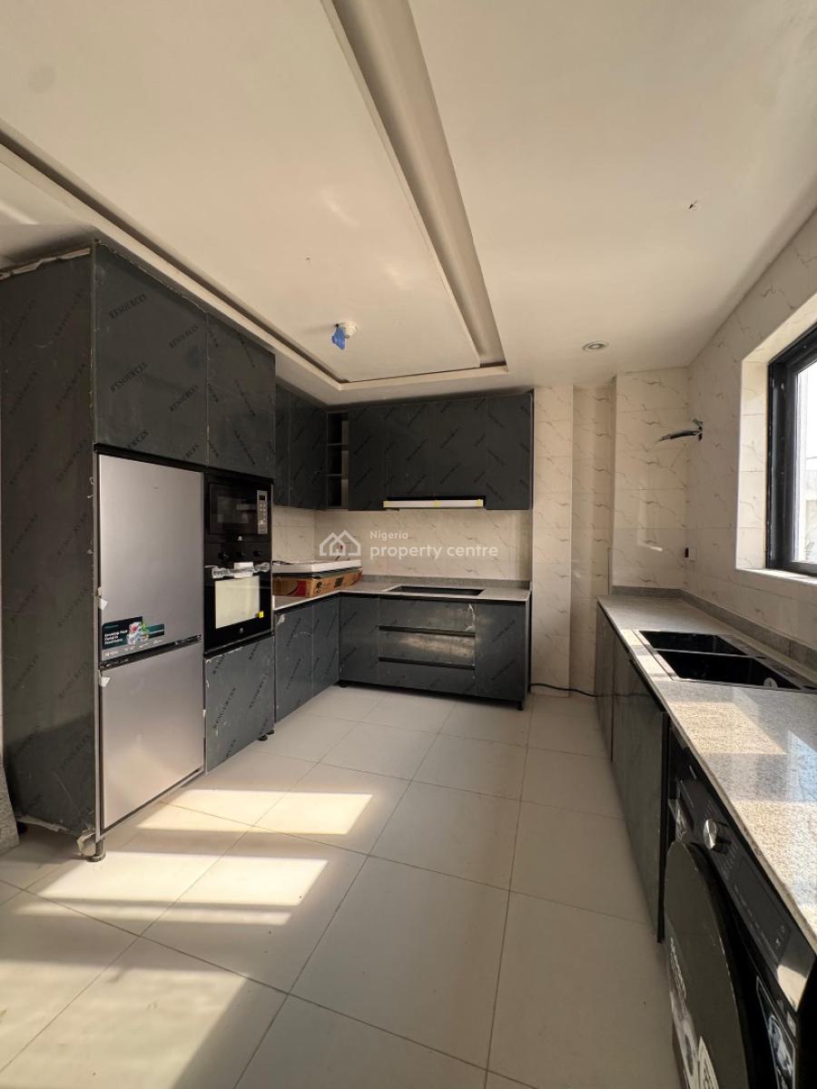 Perfect Investment Worthy 2 Bedroom Apartment in an Estate, All Rooms Come En-suite with Swimming Pool, Elevator, Acs, Lekki Phase 1, Lekki, Lagos, Flat / Apartment for Sale