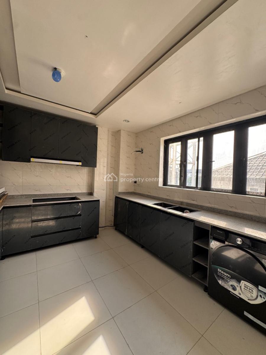 Perfect Investment Worthy 2 Bedroom Apartment in an Estate, All Rooms Come En-suite with Swimming Pool, Elevator, Acs, Lekki Phase 1, Lekki, Lagos, Flat / Apartment for Sale