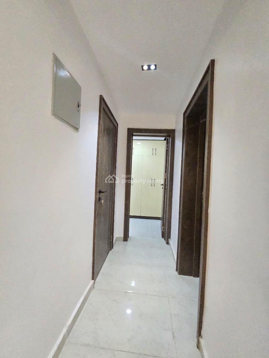 Well-finished 2 Bedroom Apartment Situated in a Serene and Secure, Ikate, Lekki, Lagos, Block of Flats for Sale