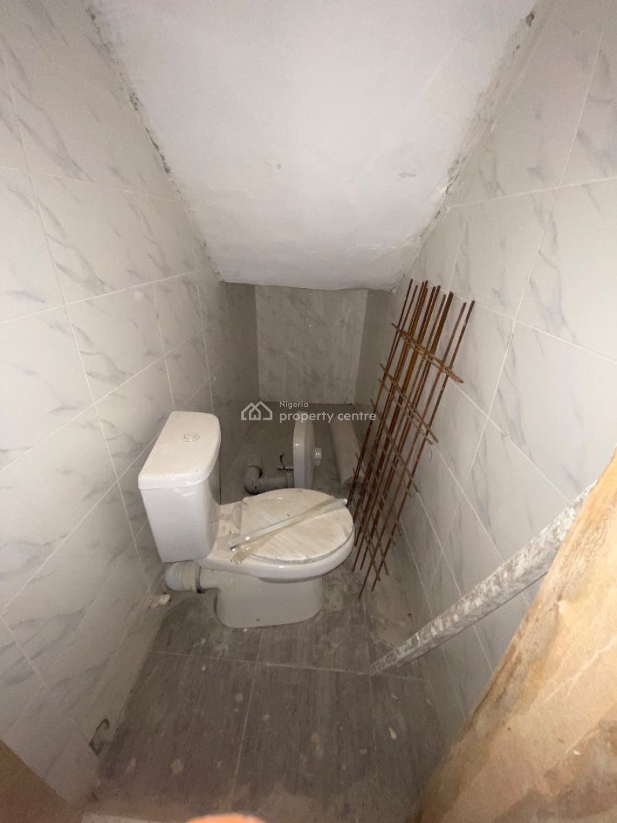 Tastefully Finished  4 Bedroom Terrace Duplex, Off Western Avenue By Stadium Hotel Bustop Surulere Lagos, Surulere, Lagos, Terraced Duplex for Sale