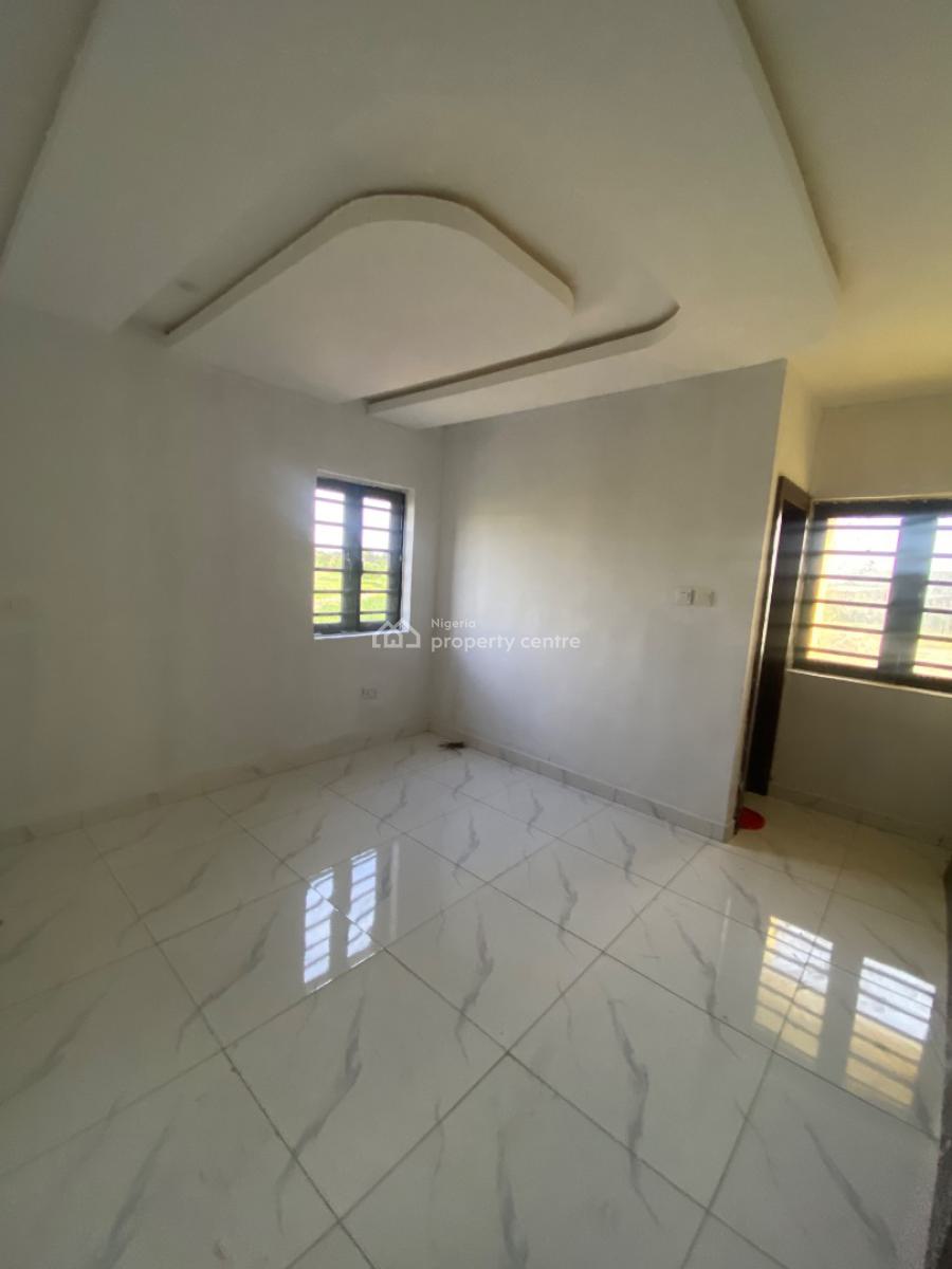 Tastefully Finished  4 Bedroom Terrace Duplex, Off Western Avenue By Stadium Hotel Bustop Surulere Lagos, Surulere, Lagos, Terraced Duplex for Sale