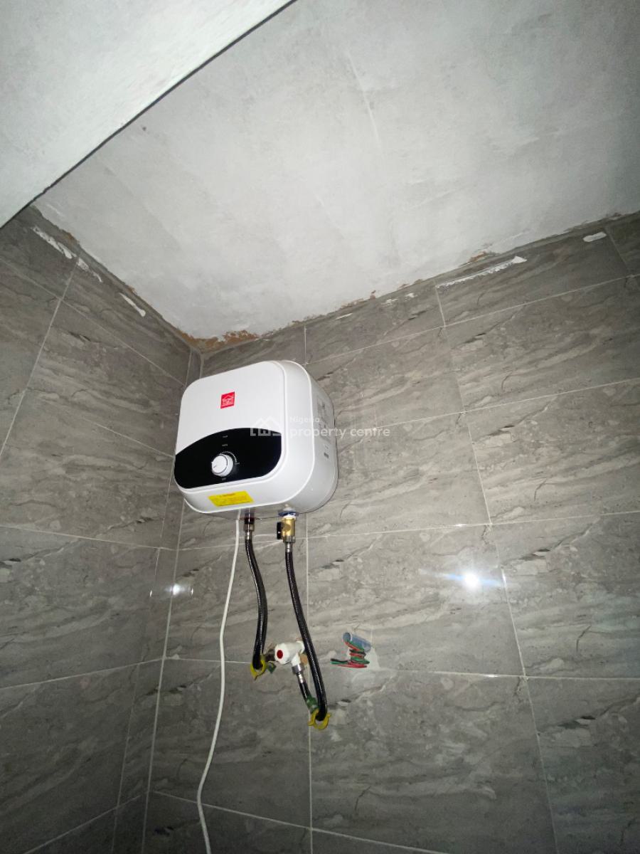 Tastefully Finished  4 Bedroom Terrace Duplex, Off Western Avenue By Stadium Hotel Bustop Surulere Lagos, Surulere, Lagos, Terraced Duplex for Sale