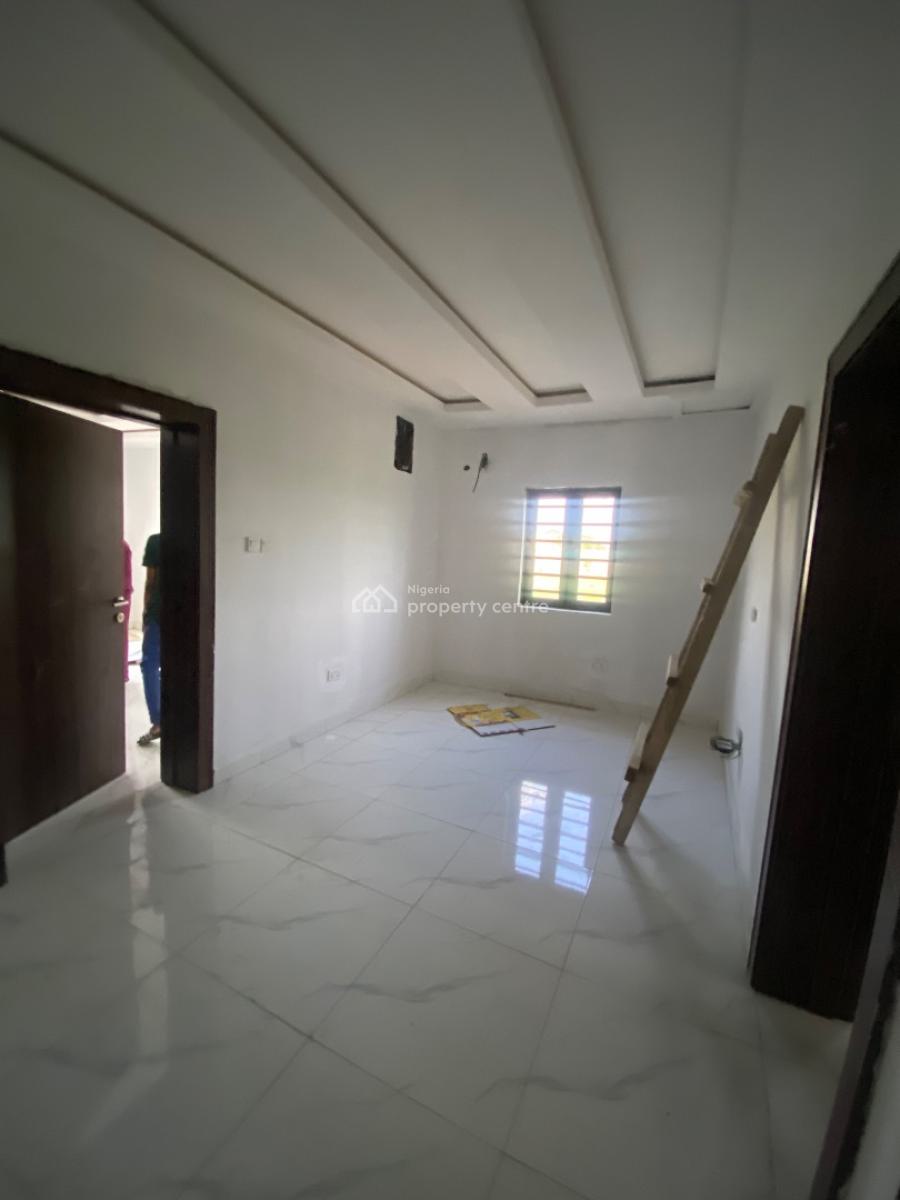 Tastefully Finished  4 Bedroom Terrace Duplex, Off Western Avenue By Stadium Hotel Bustop Surulere Lagos, Surulere, Lagos, Terraced Duplex for Sale