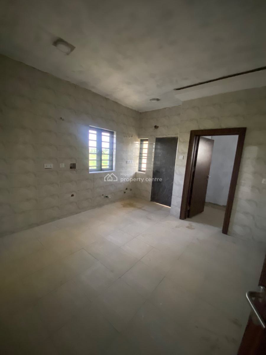 Tastefully Finished  4 Bedroom Terrace Duplex, Off Western Avenue By Stadium Hotel Bustop Surulere Lagos, Surulere, Lagos, Terraced Duplex for Sale