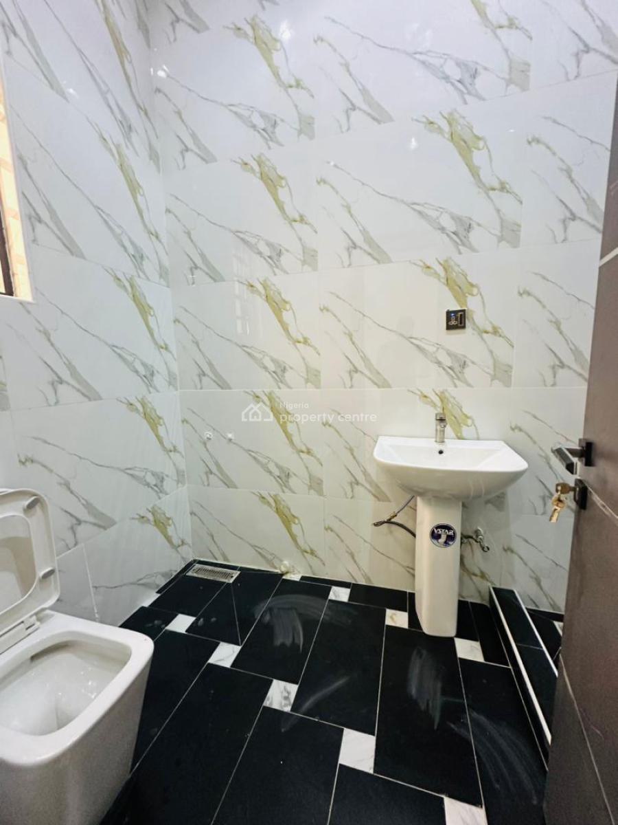 Spaciously 5 Bedroom Detached Duplex with Bq & Swimming Pool, in a Lovely and Secured Neighborhood in Gbagada, Gbagada, Lagos, Detached Duplex for Sale