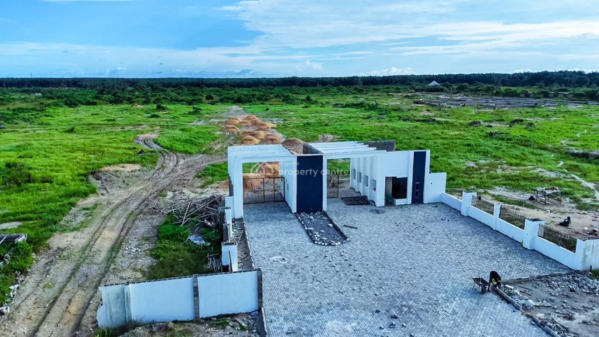Land Along The Lekki Epe Expressway Ibeju Lekki, Elerengbe Ibeju Lekki, Ibeju Lekki, Lagos, Residential Land for Sale