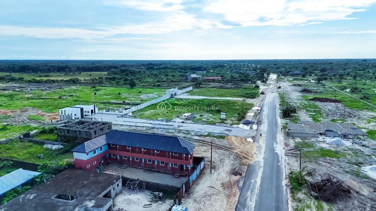 Land Along The Lekki Epe Expressway Ibeju Lekki, Elerengbe Ibeju Lekki, Ibeju Lekki, Lagos, Residential Land for Sale