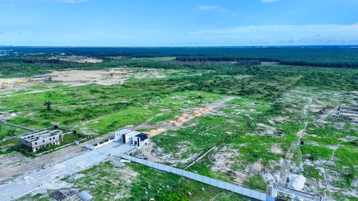 Land Along The Lekki Epe Expressway Ibeju Lekki, Elerengbe Ibeju Lekki, Ibeju Lekki, Lagos, Residential Land for Sale
