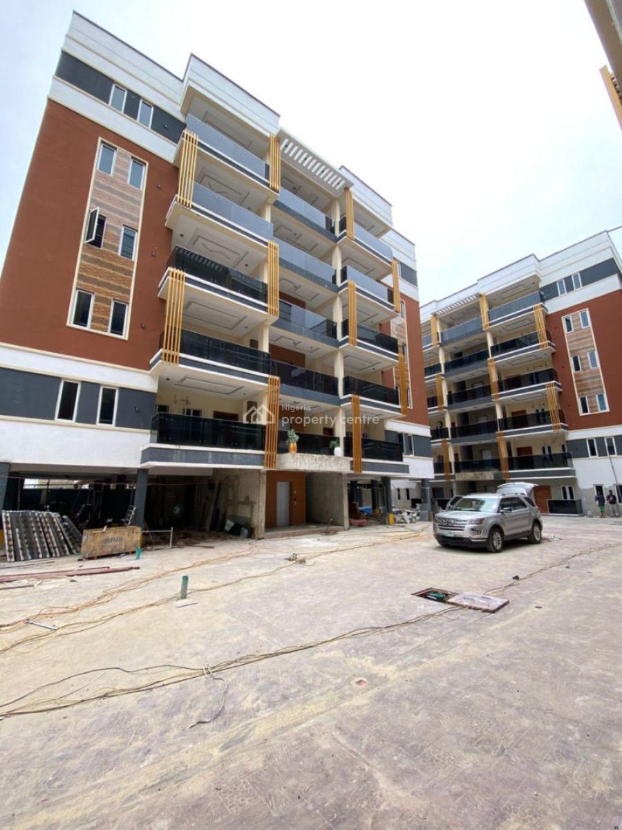 Elegant and Spacious 2 Bedroom Apartment with Bq, Lekki Phase 1, Lekki, Lagos, Block of Flats for Sale