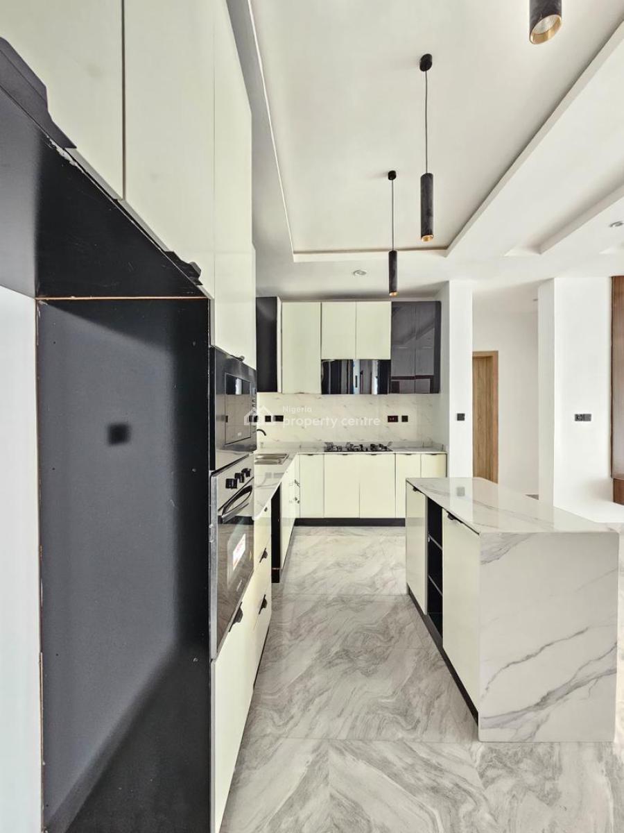 Luxury Spacious 2 Bedroom Apartment with Elevator , with C of O, Ikota, Lekki, Lagos, Flat / Apartment for Sale