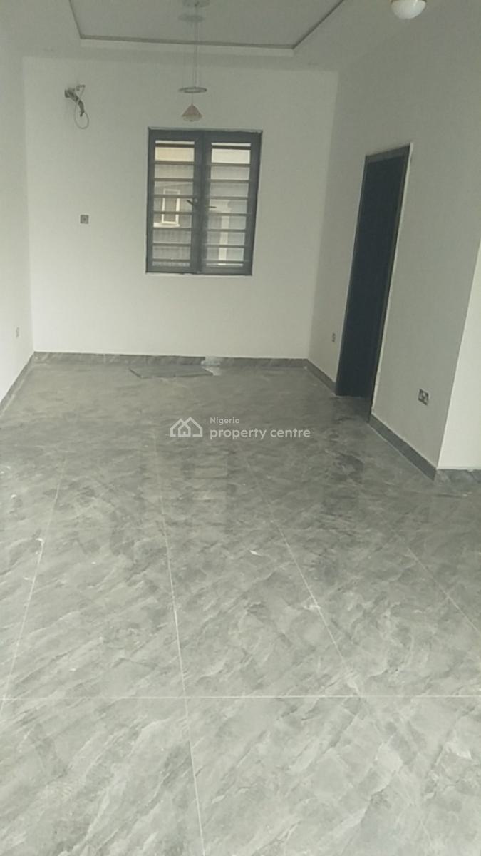 Luxury Spacious 2 Bedroom Flat, New Garage, Ifako, Gbagada, Lagos, Flat / Apartment for Rent