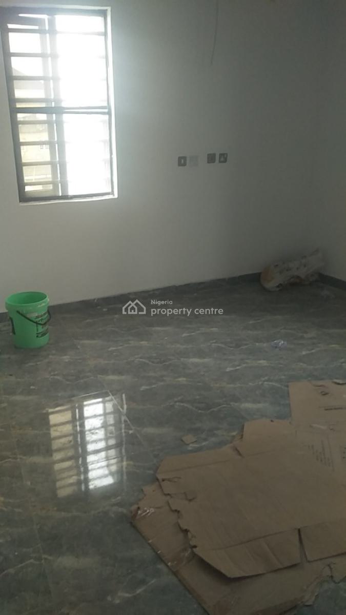 Luxury Spacious 2 Bedroom Flat, New Garage, Ifako, Gbagada, Lagos, Flat / Apartment for Rent