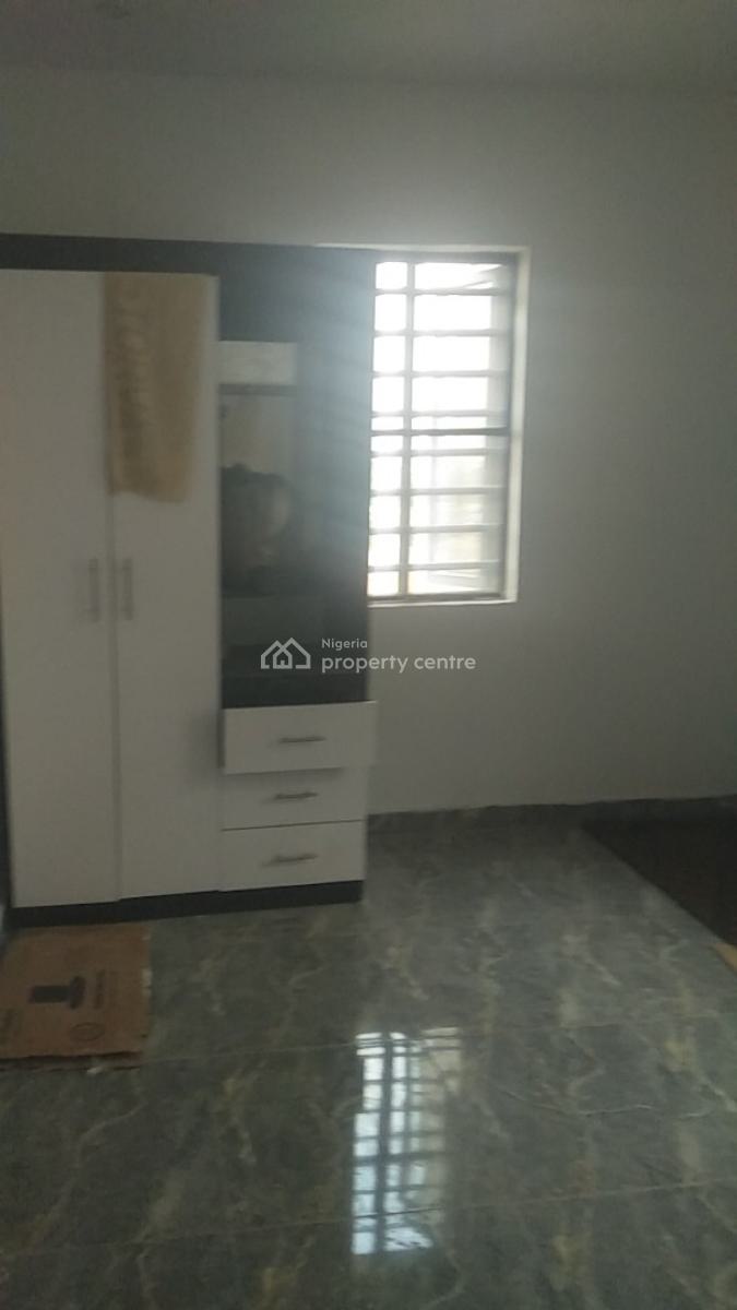 Luxury Spacious 2 Bedroom Flat, New Garage, Ifako, Gbagada, Lagos, Flat / Apartment for Rent