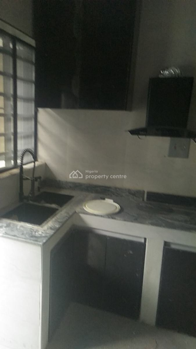 Luxury Spacious 2 Bedroom Flat, New Garage, Ifako, Gbagada, Lagos, Flat / Apartment for Rent
