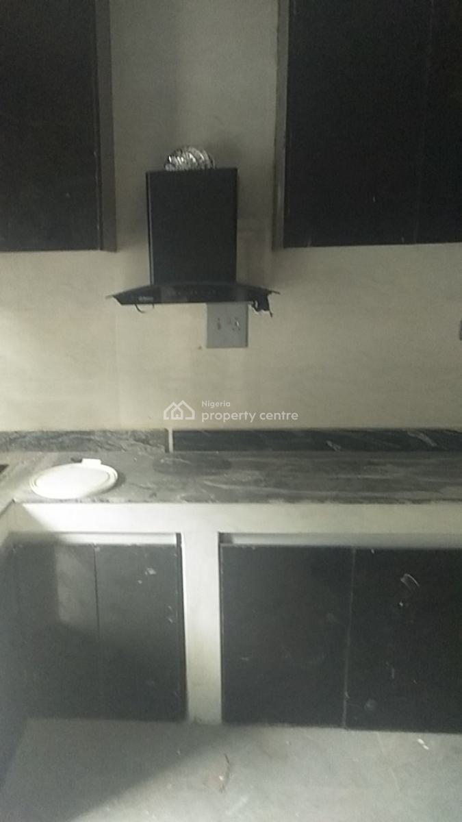 Luxury Spacious 2 Bedroom Flat, New Garage, Ifako, Gbagada, Lagos, Flat / Apartment for Rent
